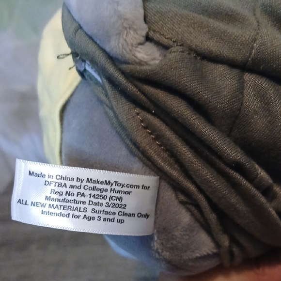 Kugrash Rat Plushie - Picture 6 of 6